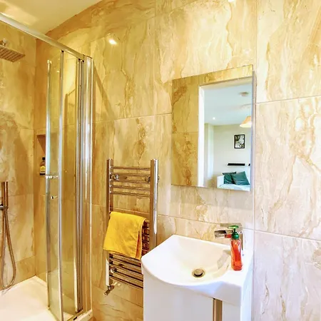 Private En-suite Dunboyne